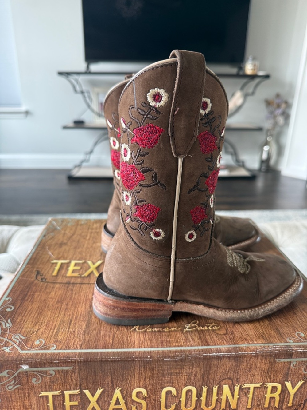Texas Country kids 12 Brown Suede Women’s Embroidered Western Boots - Red Floral - Picture 6 of 6